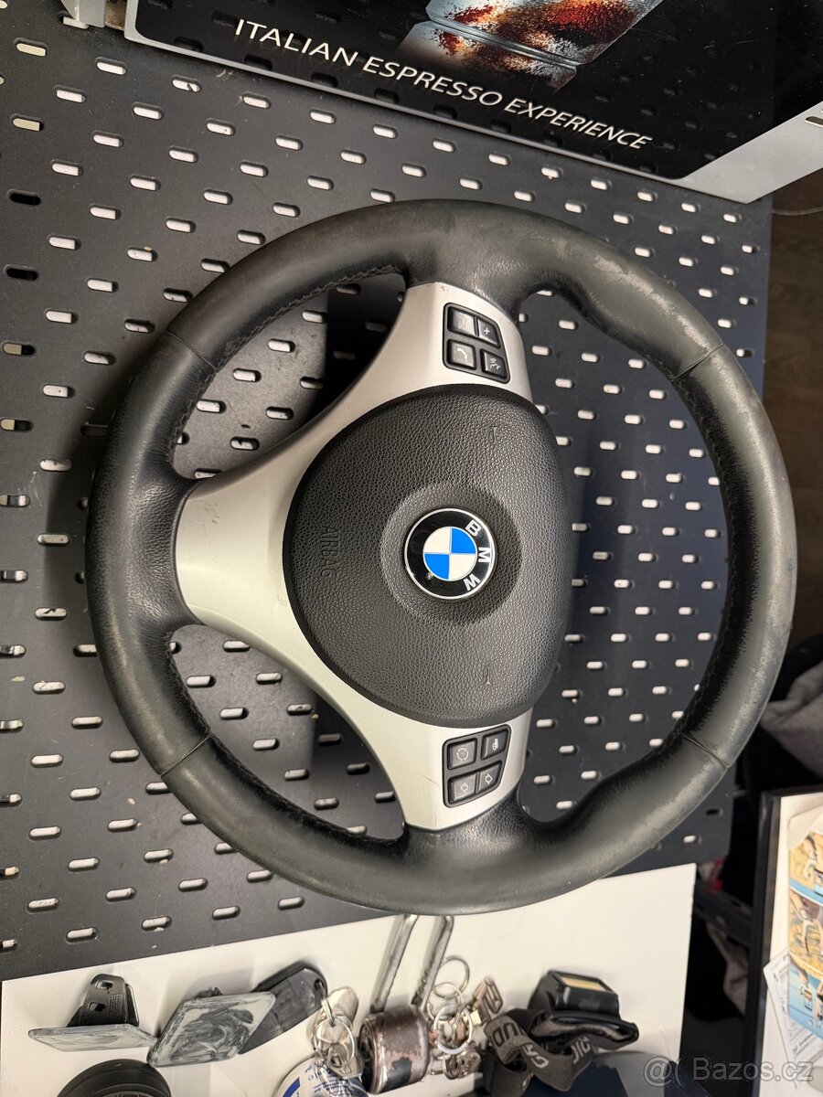 Sportovni volant bmw e91 e90 e92 - 2