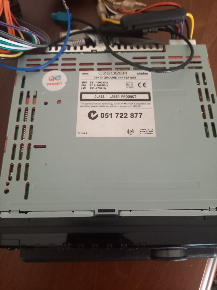 Clarion CZ202ER - 2