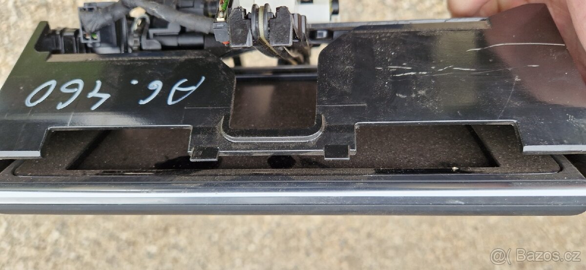 Audi a6 C7 4G0 rok 2012 displej - 2