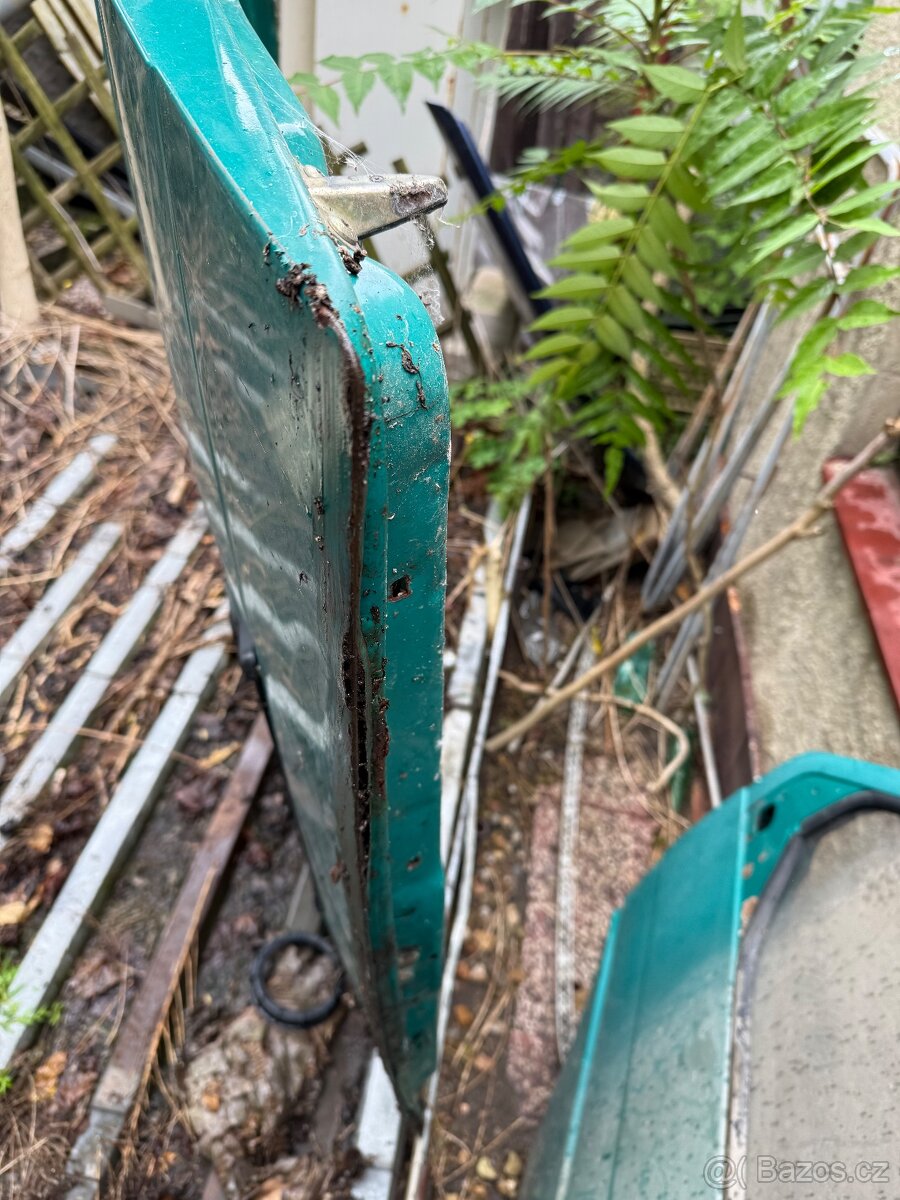 T4 dveře, blatníky - 2