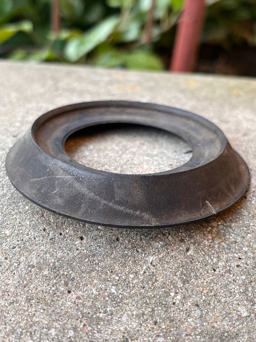 Prachovky na Škoda Spartak, Felicie, 100, 105 - 2