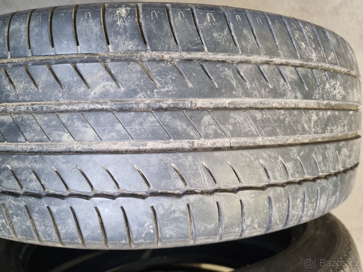 Letní 215/45R17 Michelin - 2
