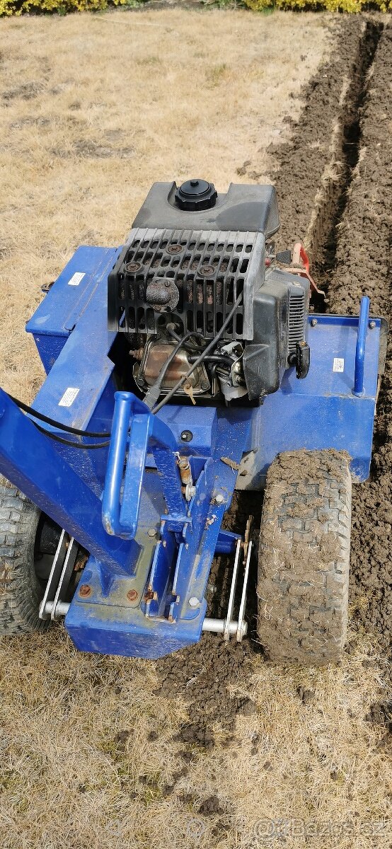 Půdní rýhovač - 2