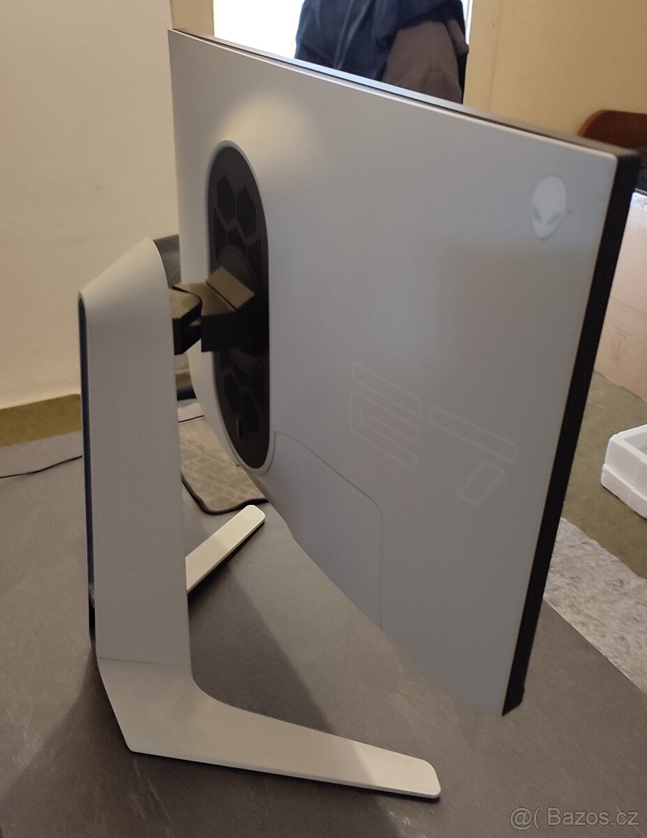 ALIENAWRE - AW2720HFA - 2