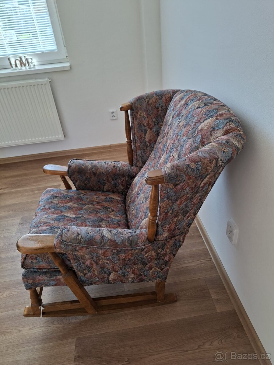 Houpací křeslo - 2