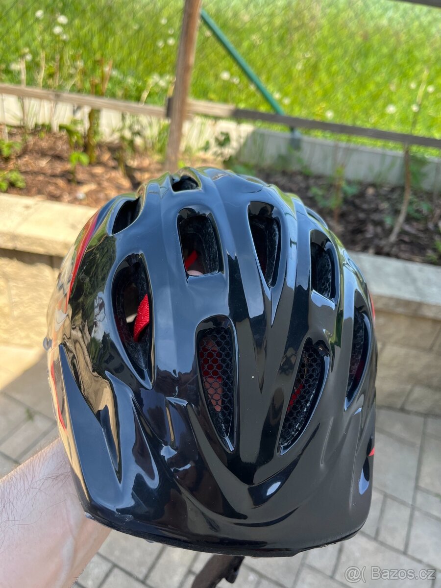 helma přilba cyklistická - 2