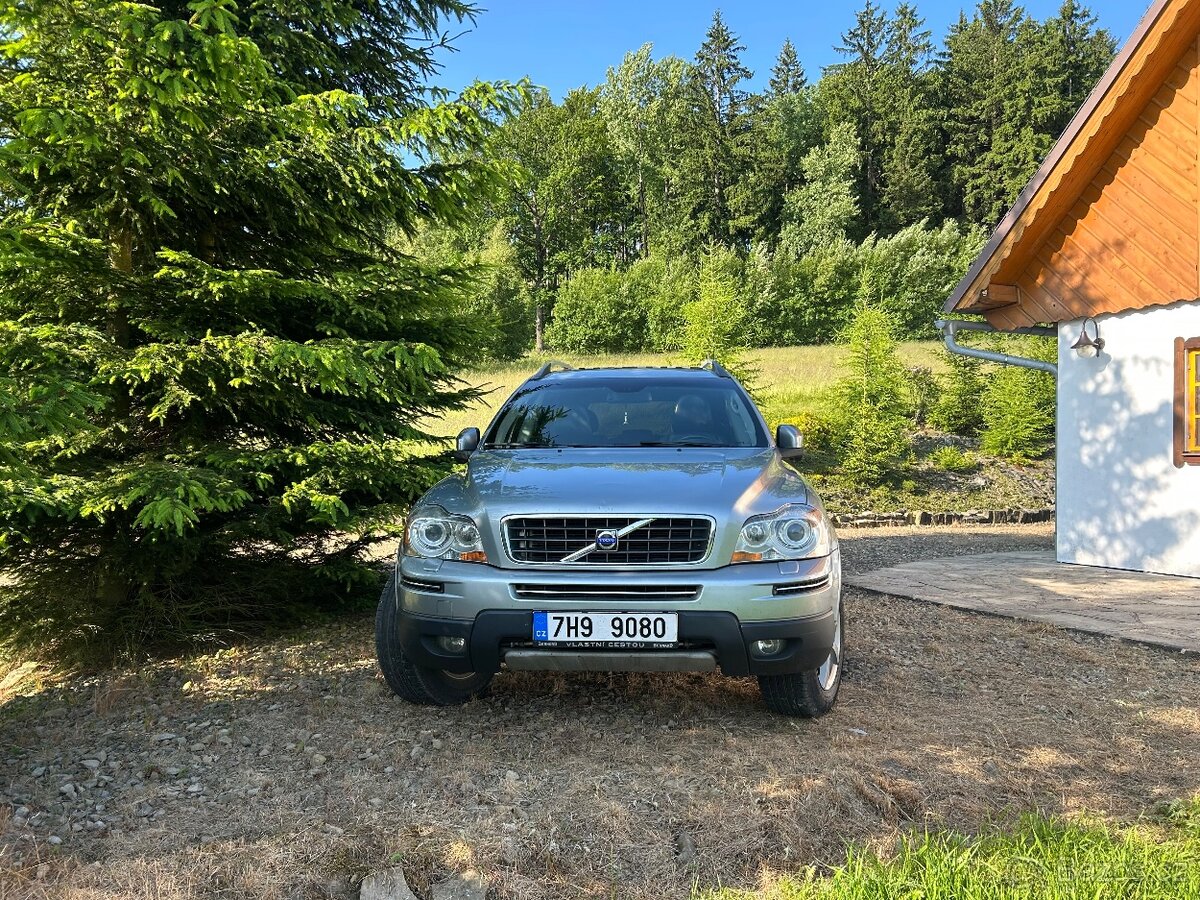 Volvo XC90 2,4 D5 AWD - 2