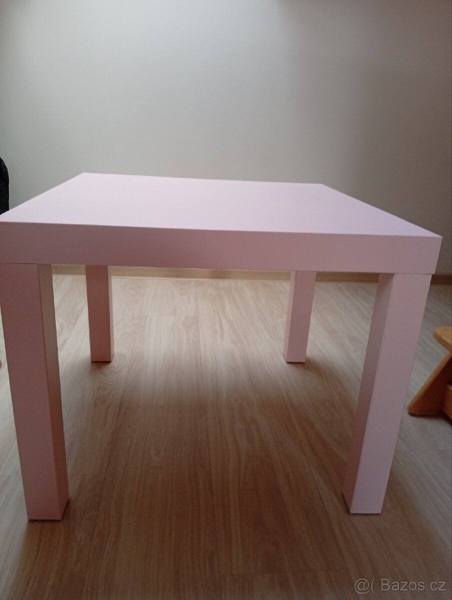 Stoleček do dívčího pokoje IKEA - 2