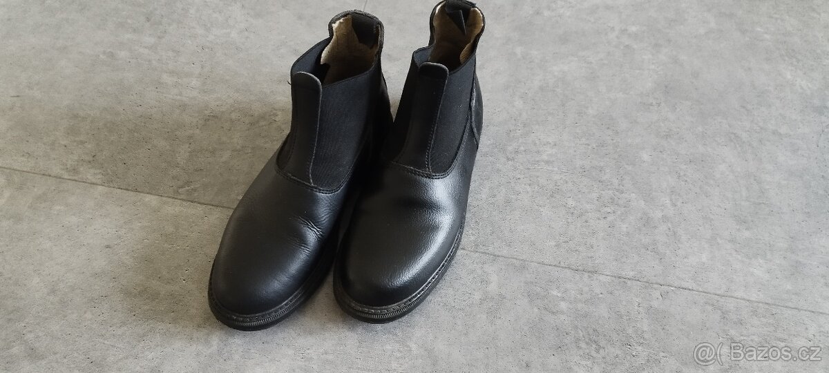 Dětská kožená perka 34 a chapsy 8 let - 2