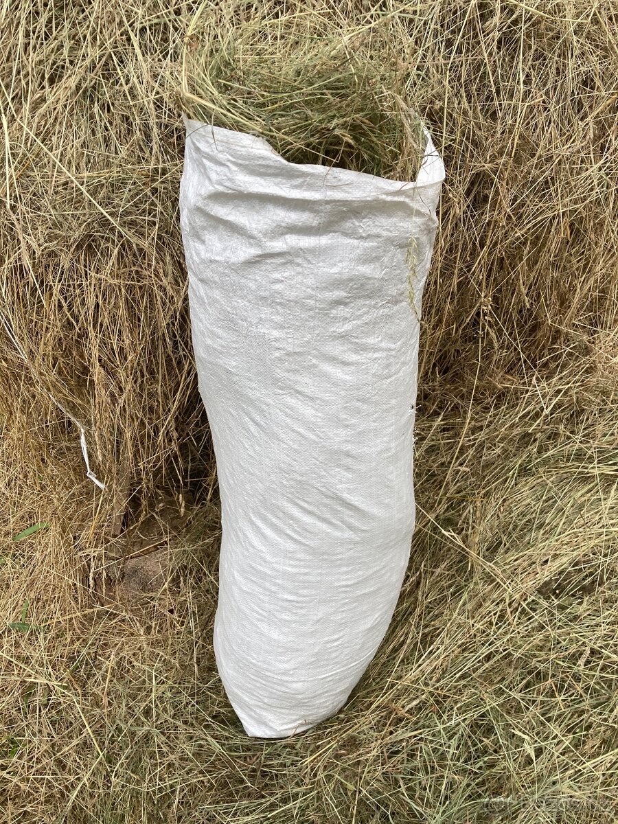 Seno v pytli - 2