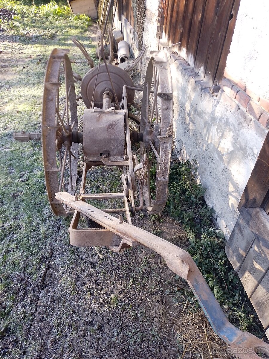 Vyorávač brambor čert - 2