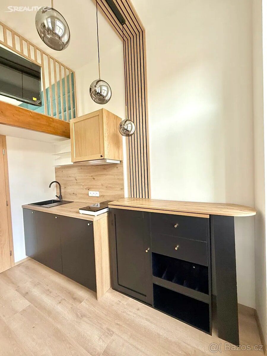 Pronájem bytu 1+kk 17 m² Sokolská, Praha - Nové Město - 2