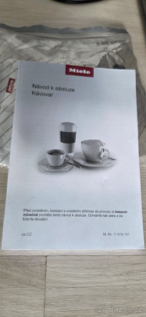 Miele CM 6360 černá PearlFinish - 2