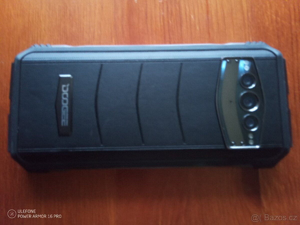 Prodám odolný telefon DOOGEE V30 BLACK - 2