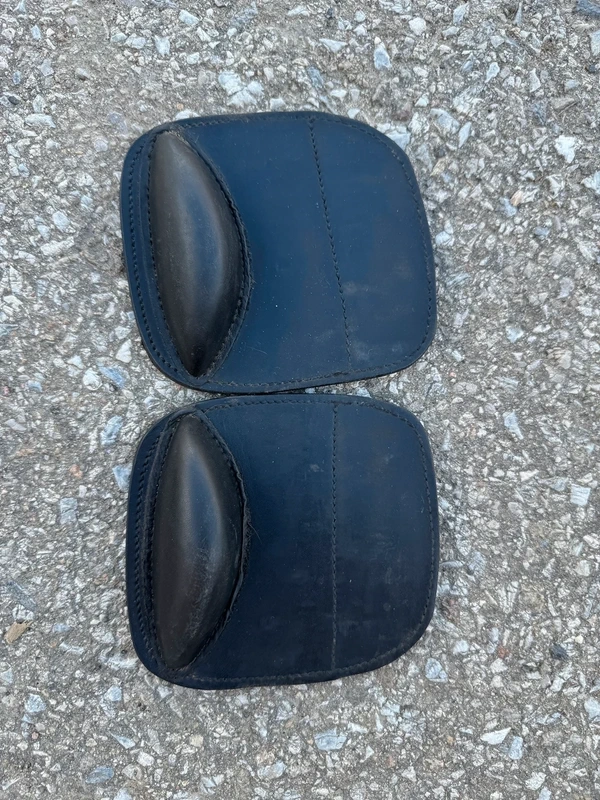 Skokové opěrky k sedlu - 2