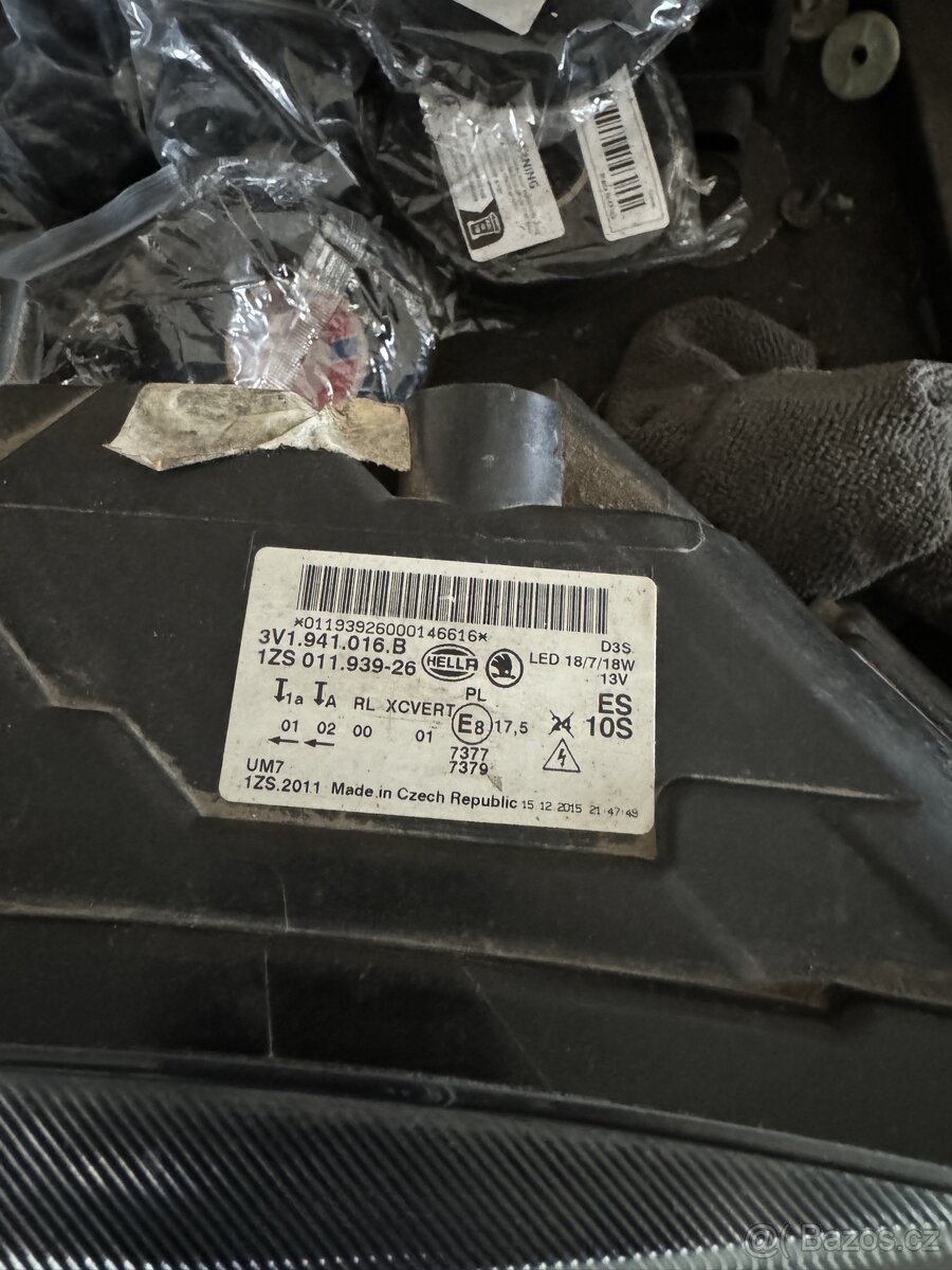 Xenon Škoda Superb 3 3V1 941 016B - 2