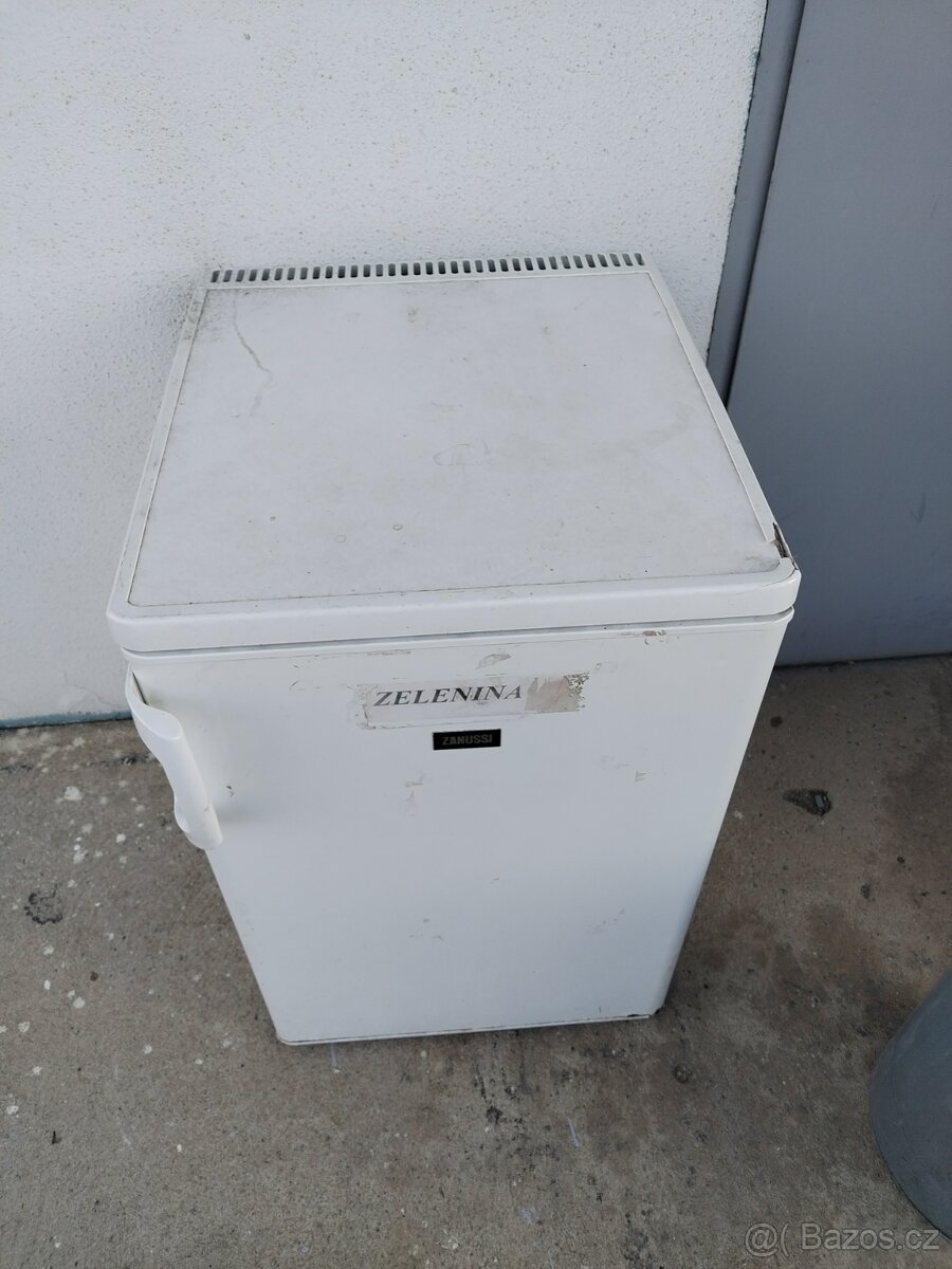 Lednice mrazák automaticka pracka - 2