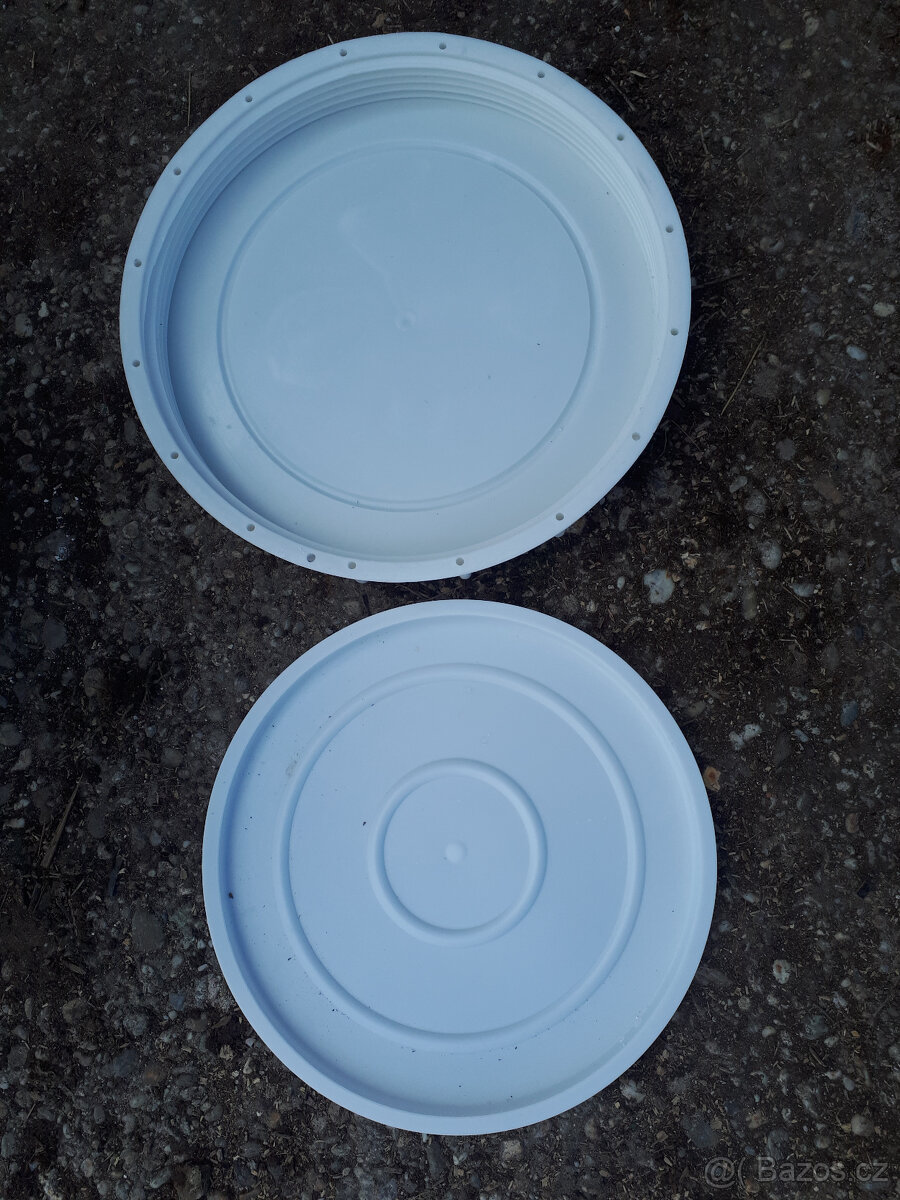 PLASTOVE SUDY 53litru - 2