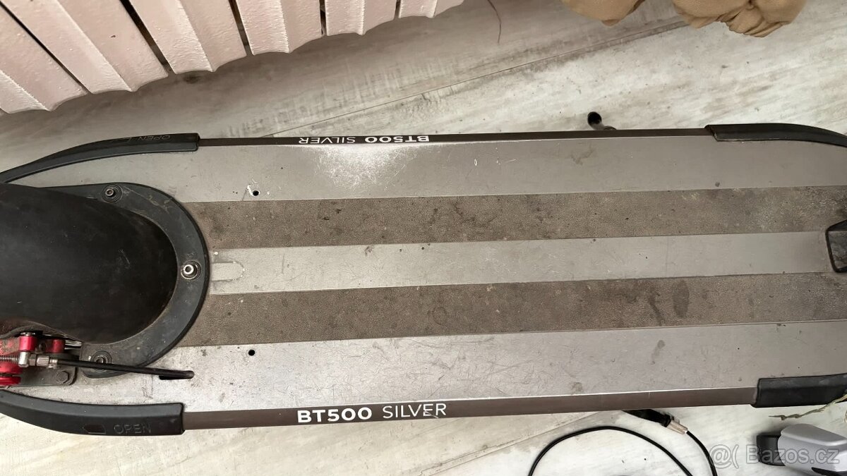 Elektrokoloběžka Bluetouch BT 500 - 2