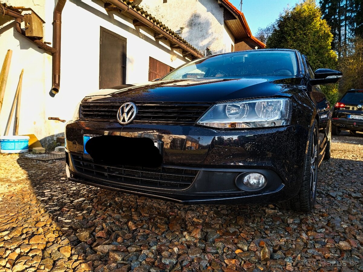 VW Jetta - 2
