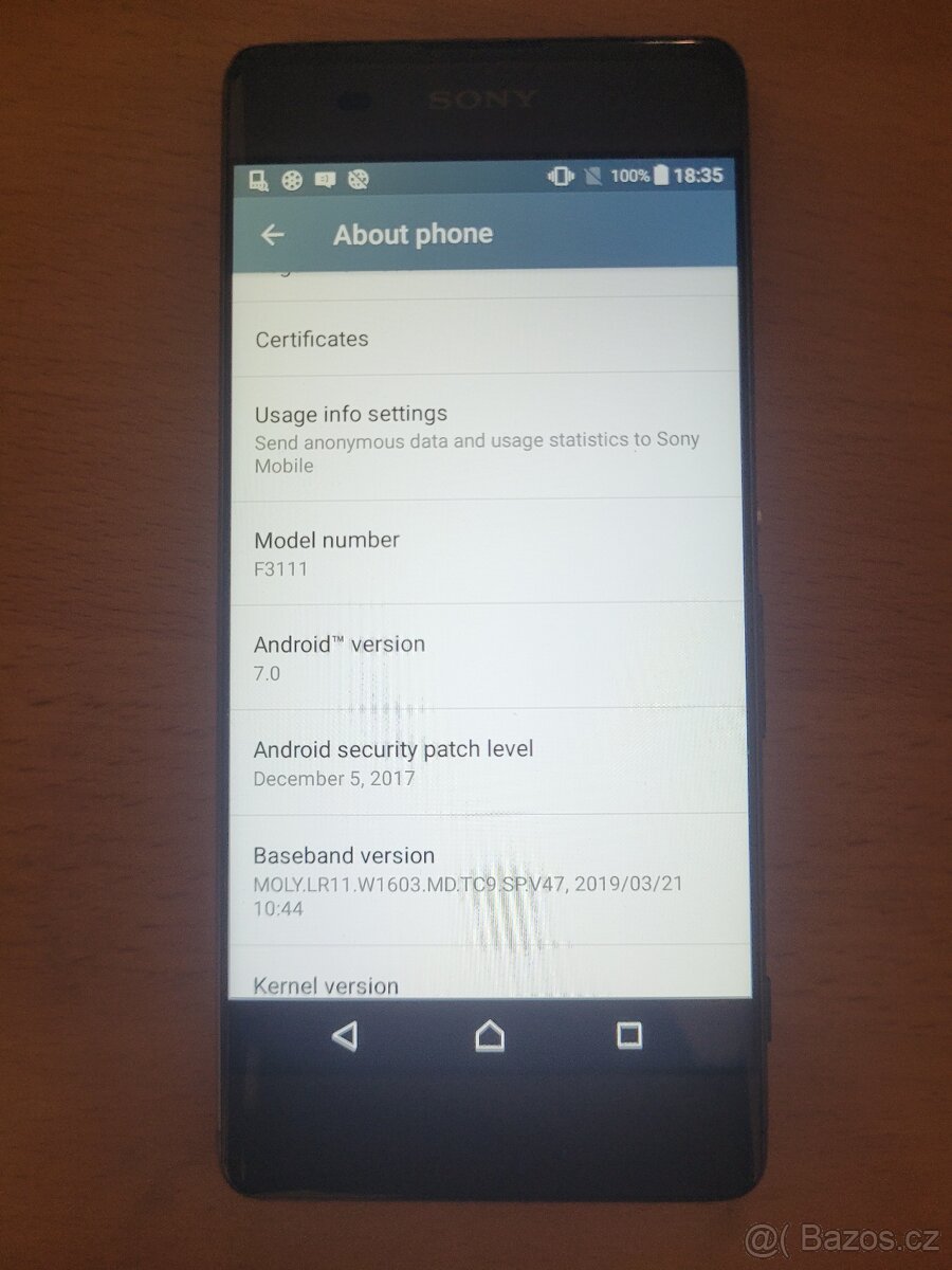 Sony Xperia F3111 - 2