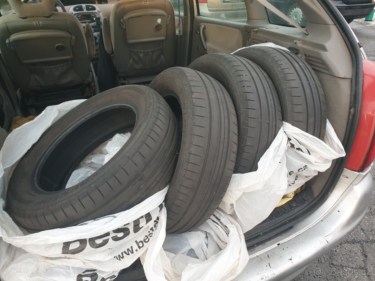 Dunlop R15 - 2