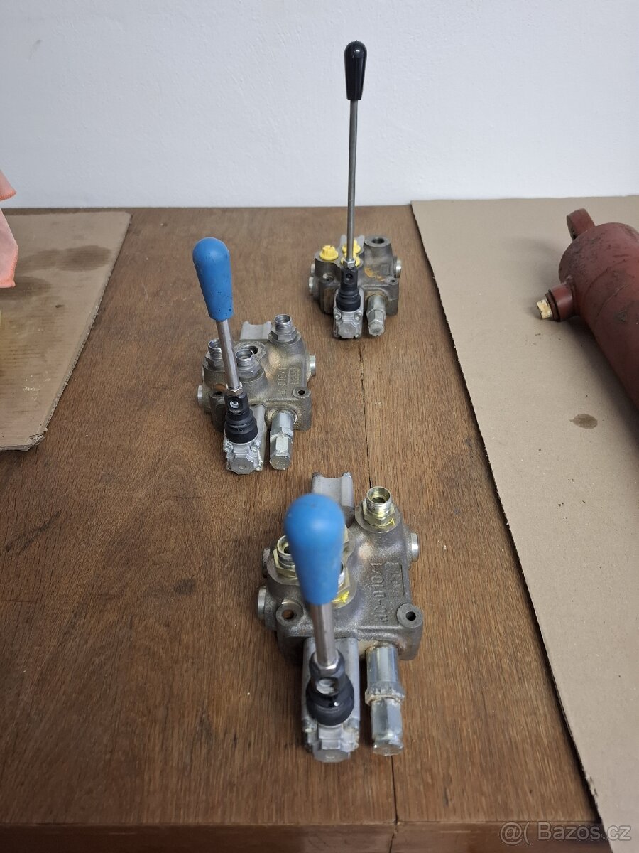 Hydraulicky rozvaděč - 2