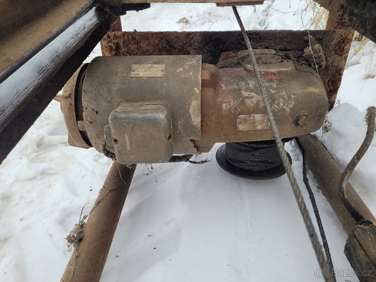 Výtah na pivní sudy - 2