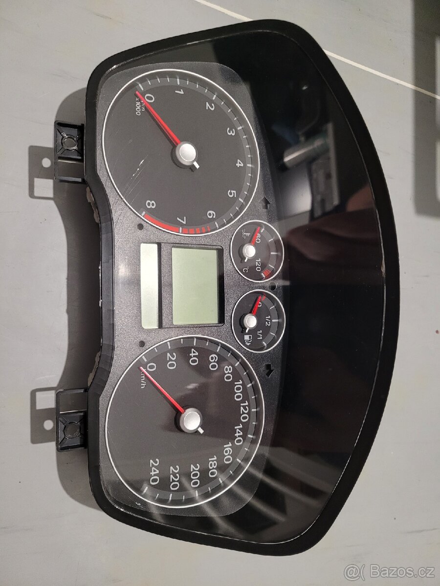 Budíky Ford benzín velký dispej - 2