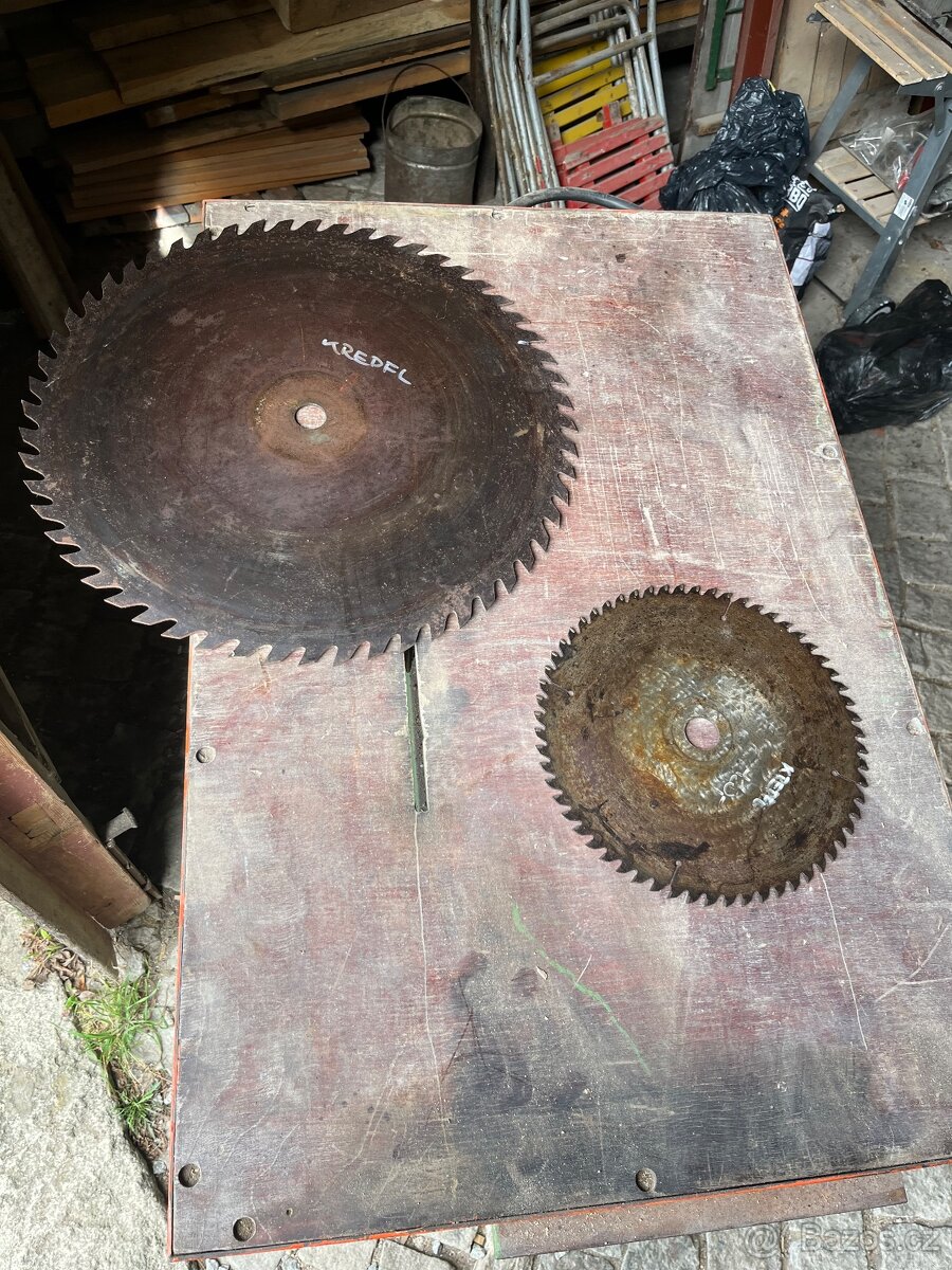 Cirkulárka a hoblovka v jednom - 2