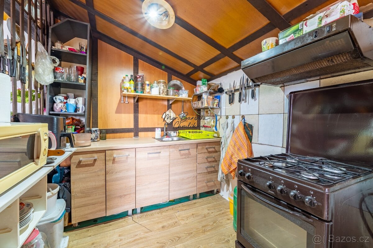 Prodej zemědělské stavby s bytovou jednotkou 3+kk v obci Úně - 2