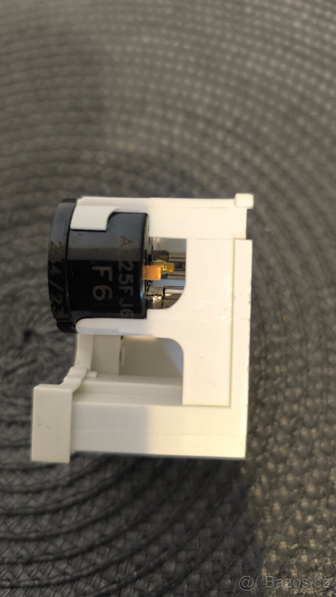 relé TX1F6 do lednice - 2