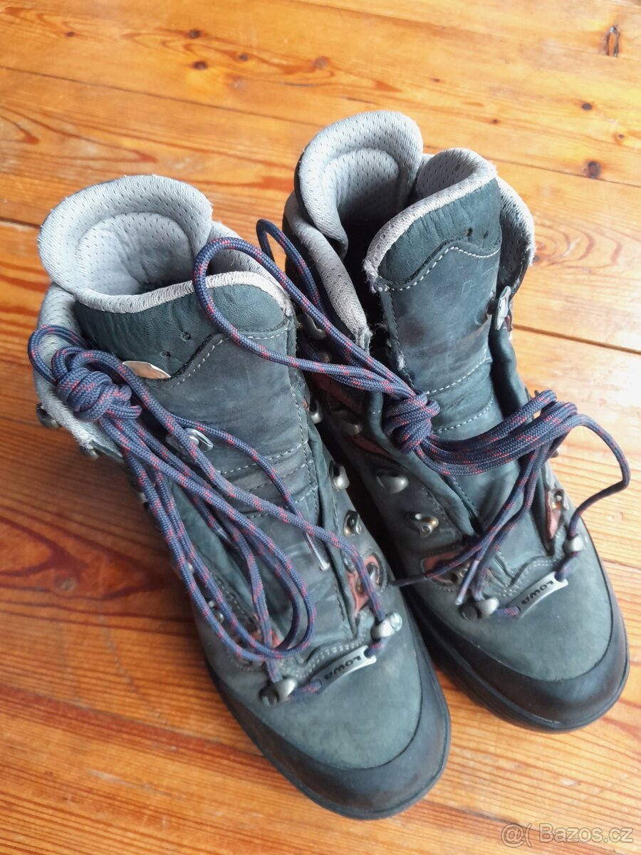 Trekingové boty Lowa 37 a 1/2 - 2