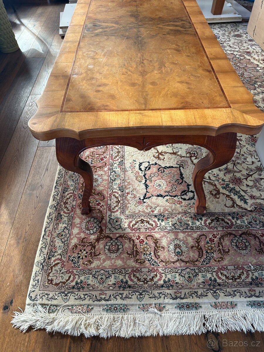 Konferenční stolek v rokokovém stylu - 2