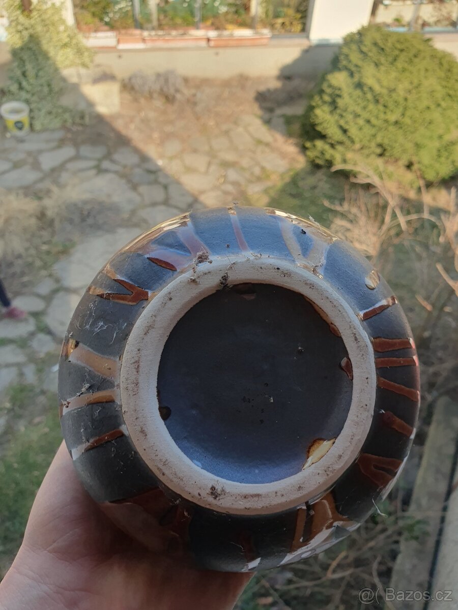 Prodám pěknou vázu - 2