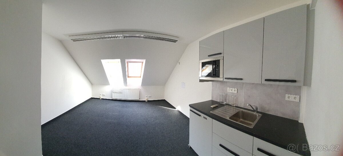 Pronájem kanceláře v Malé Chuchli (87.5 m2) - 2