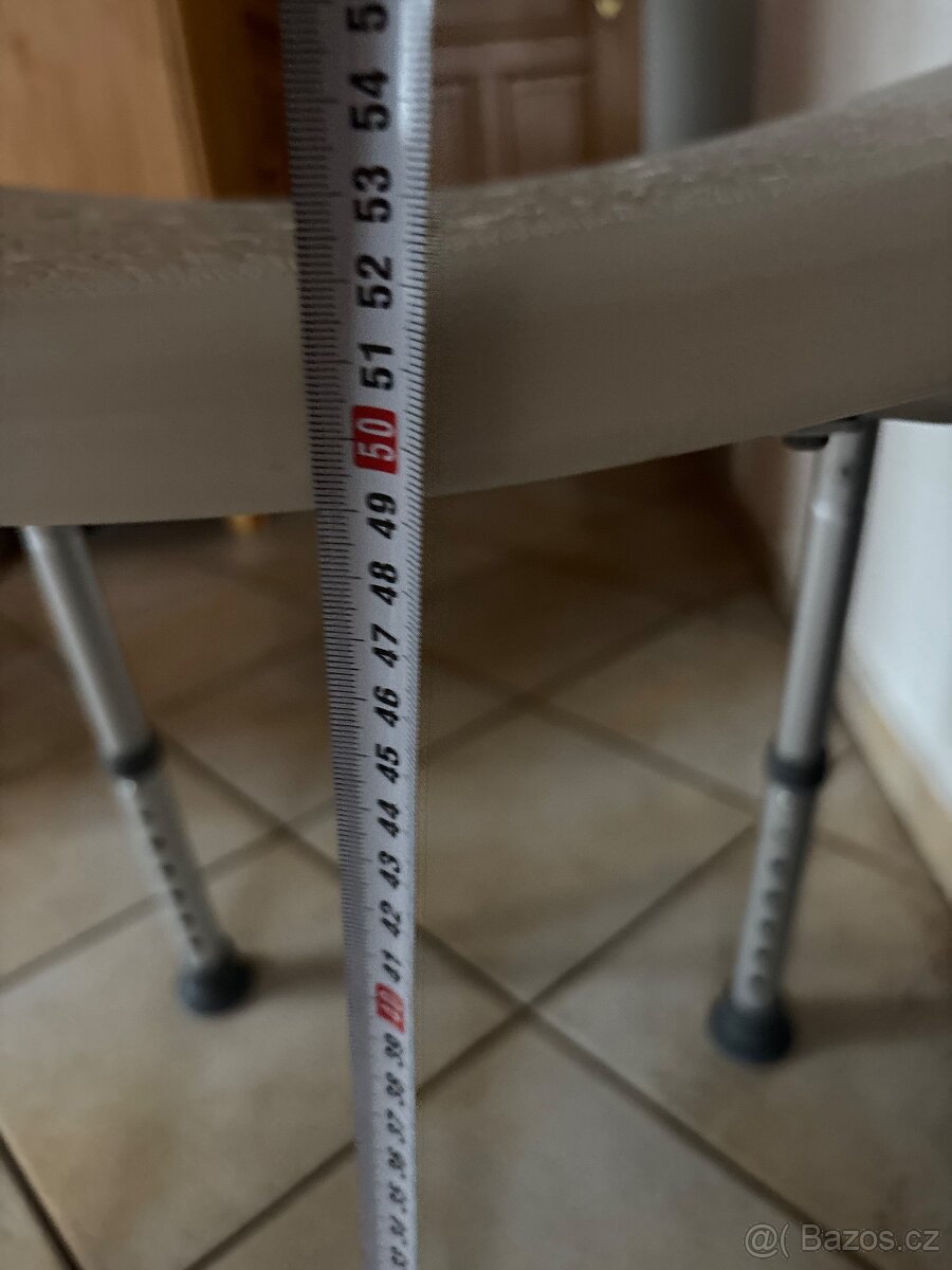 Koupelnová stolička - 2