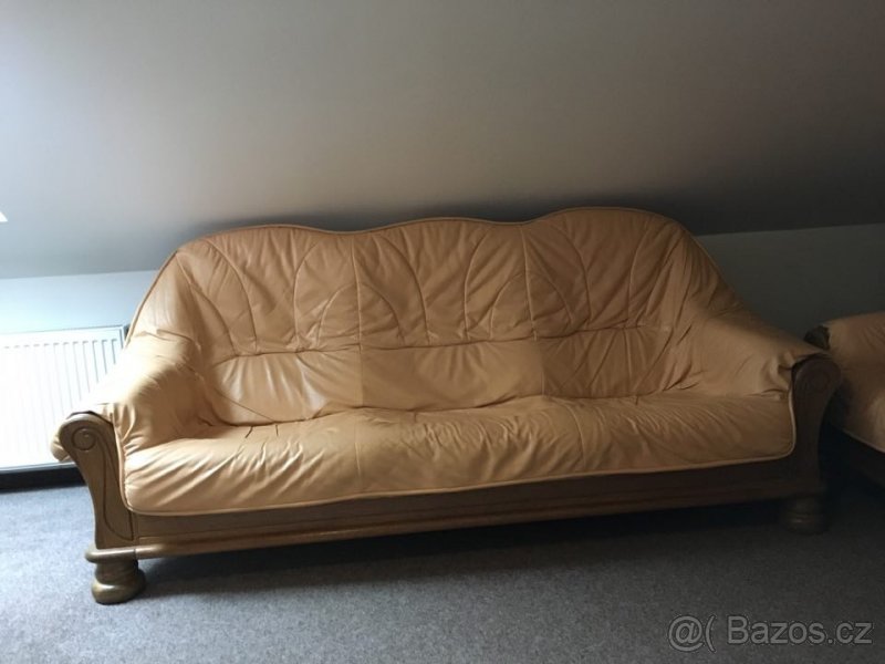 Prostorná rustikální kožená sedačka + stůl... TOP STAV - 2