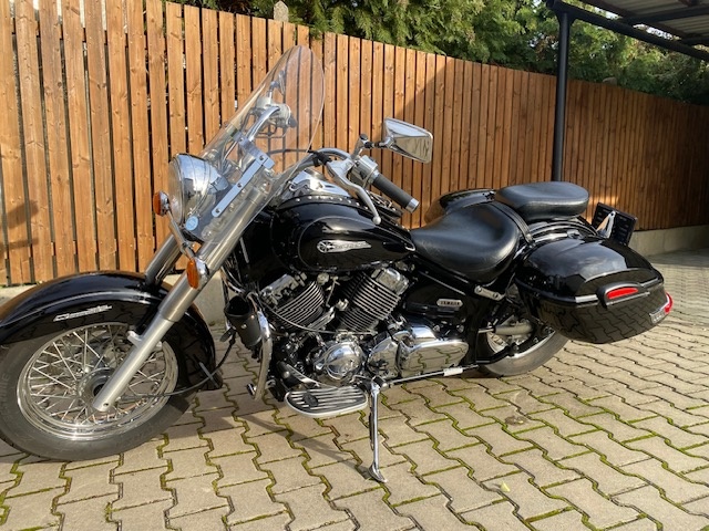 YAMAHA XVS 650 A Drag Star - 2