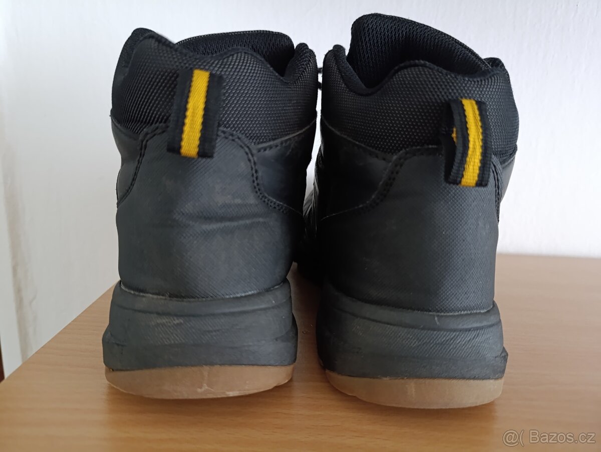 Chlapecké kotníkové boty Sprandi vel. 39 - 2