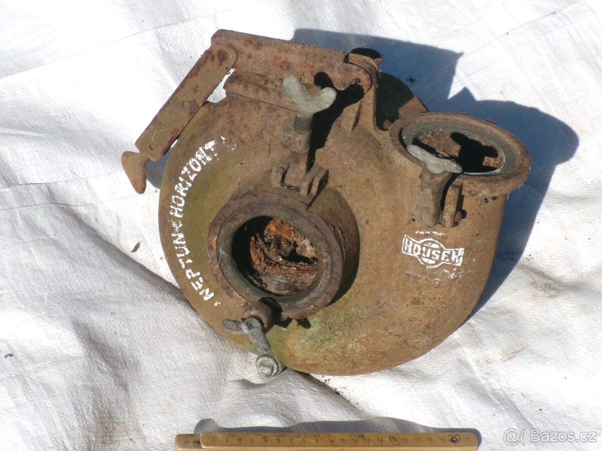 prodám stará ruční vodní čerpadla - Sigma-Mostar, Rejsek a d - 2