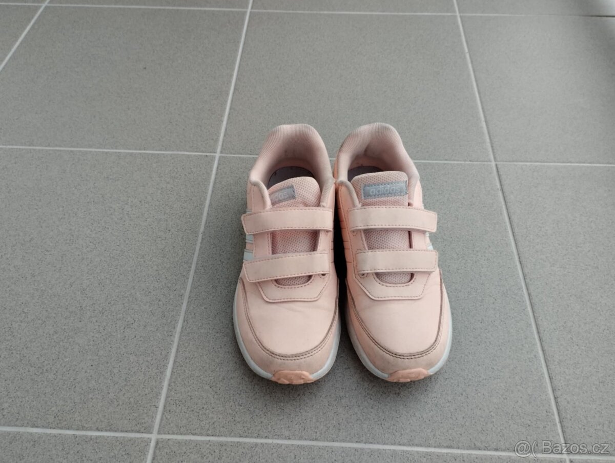 Tenisky Adidas 35 - 2