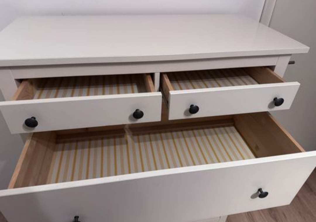 HEMNES KOMODA V LESKU - 2