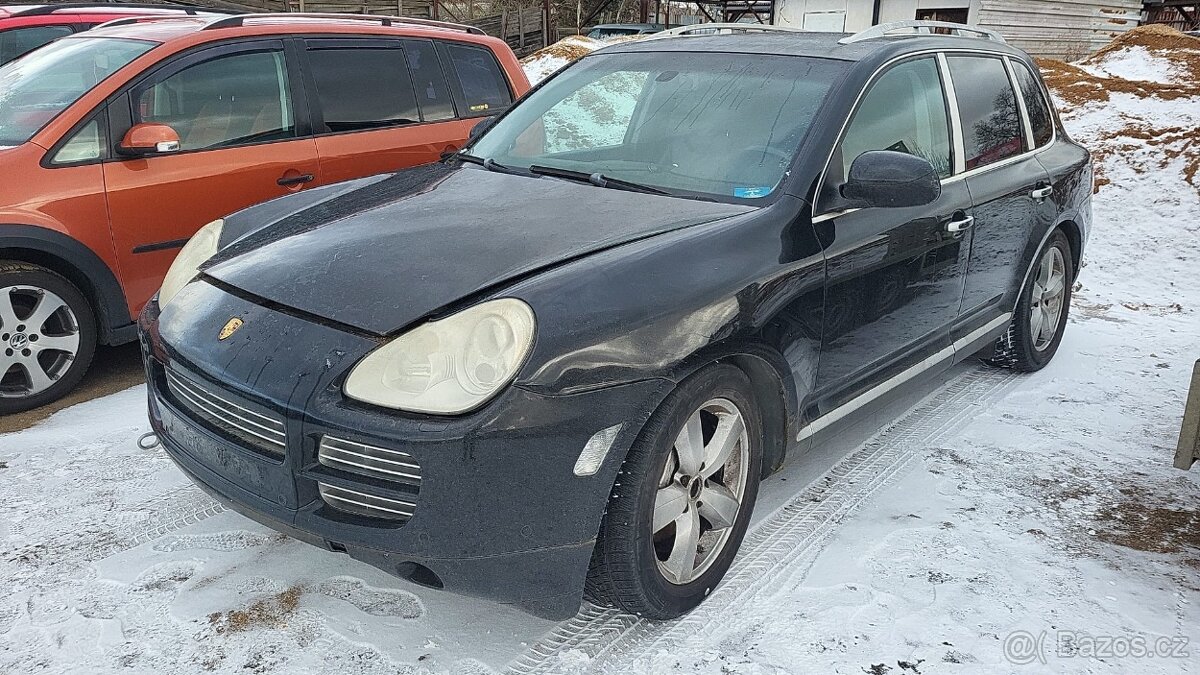 Prodám N.D. z vozu Porsche Cayenne. - 2
