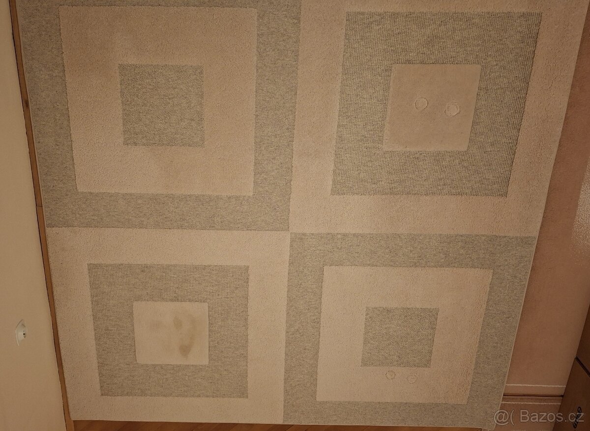 vlněný koberec - 2