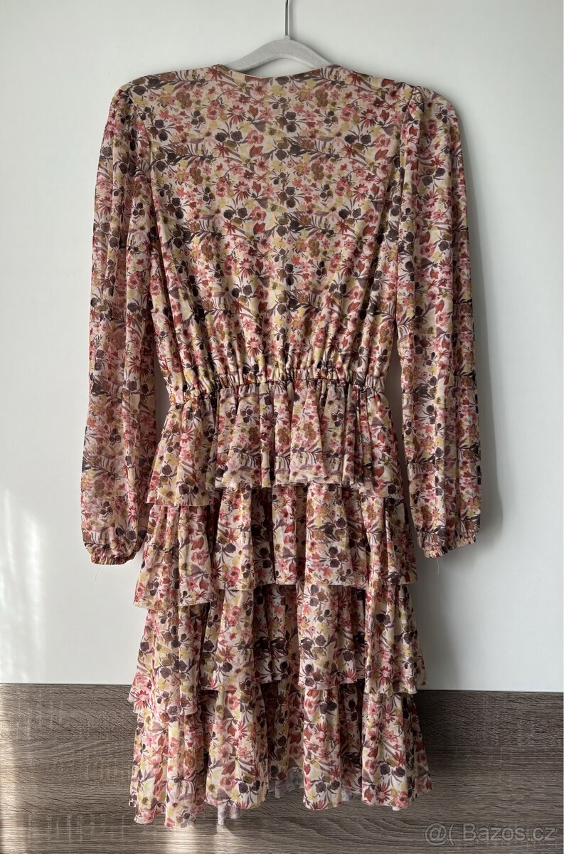 Dámské šaty Reserved - 2