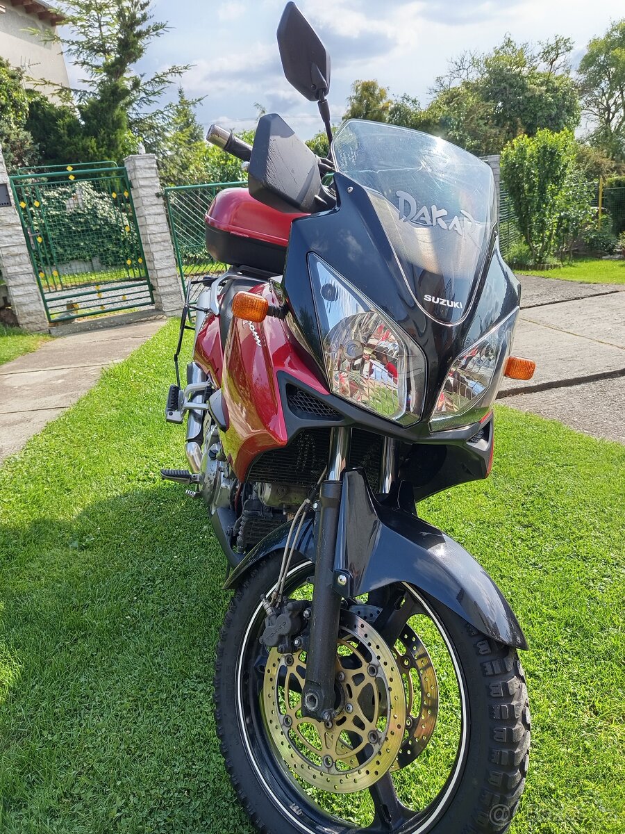 Suzuki V Strom DL 1000 - 2