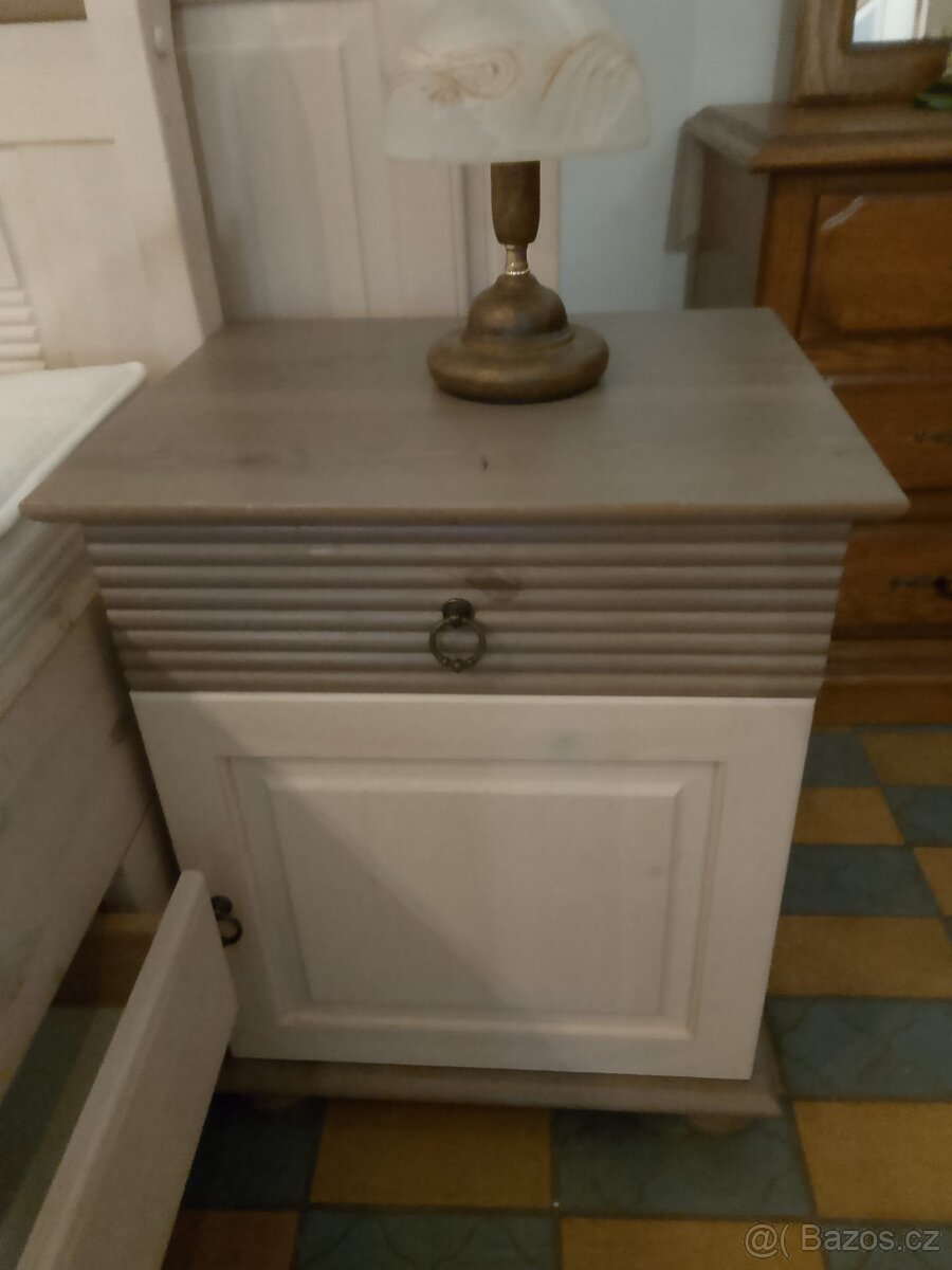 KOMPLETNÍ CELOMASIVNÍ LOŽNICE GUSTAV - 2