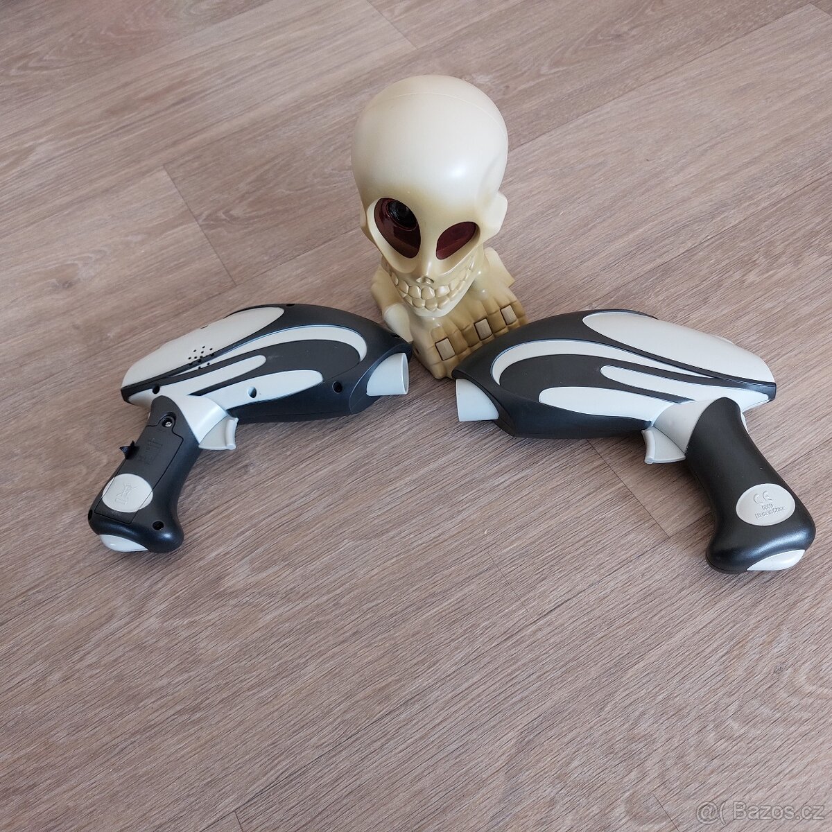 Hra Lovec duchů 2 laser pistole - 2