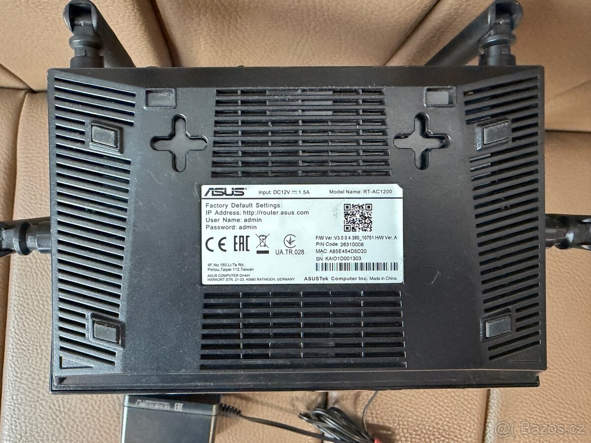 Router ASUS RT-AC1200 - 2